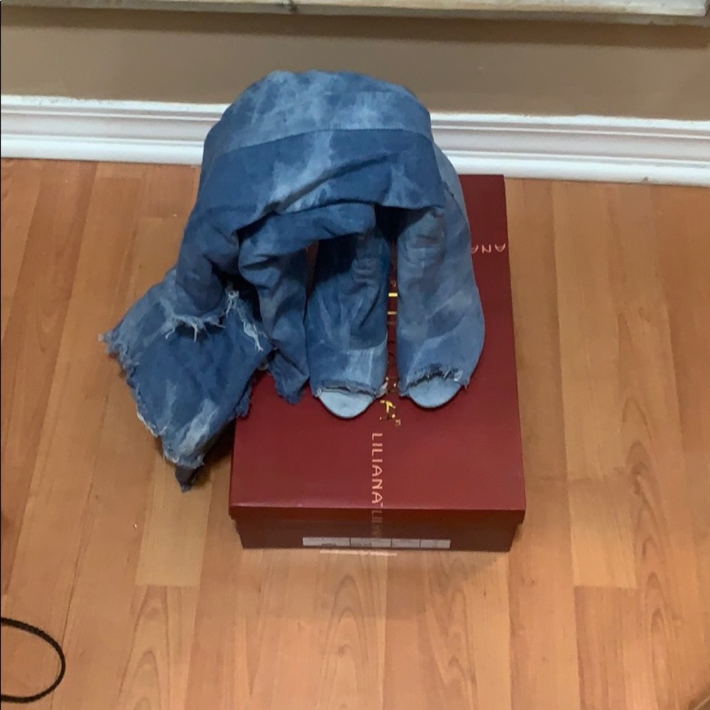 Liliana Washed Denim boot